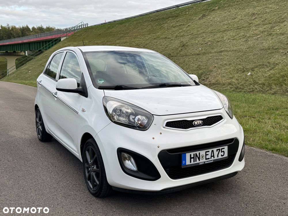 Kia Picanto 1.0 Fifa World Cup Edition - 22