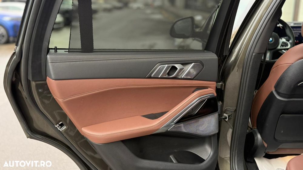 BMW X6 xDrive40i AT MHEV - 17