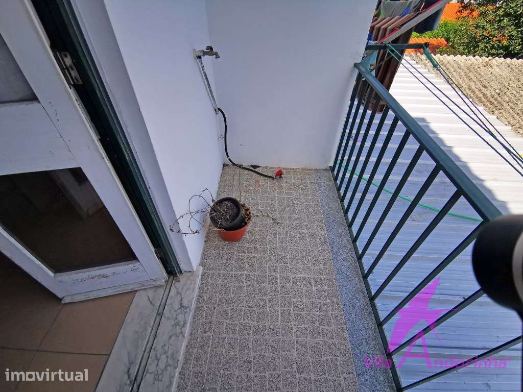 Apartamento T2 a 2 minutos do centro da cidade com garagem fechada. - Grande imagem: 5/13