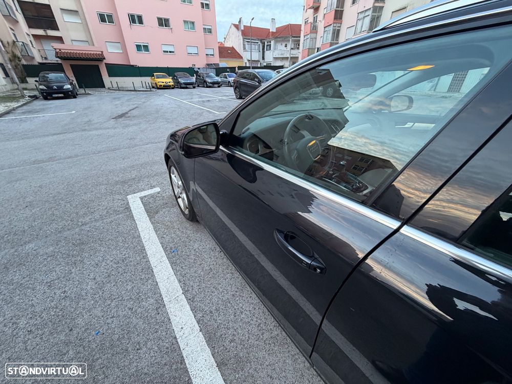 Audi A4 Avant 2.0 TDI Business Line Advance - 15