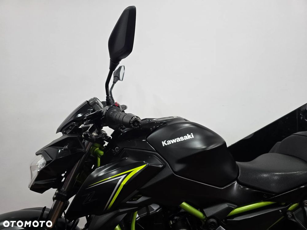 Kawasaki Z 650 - 16