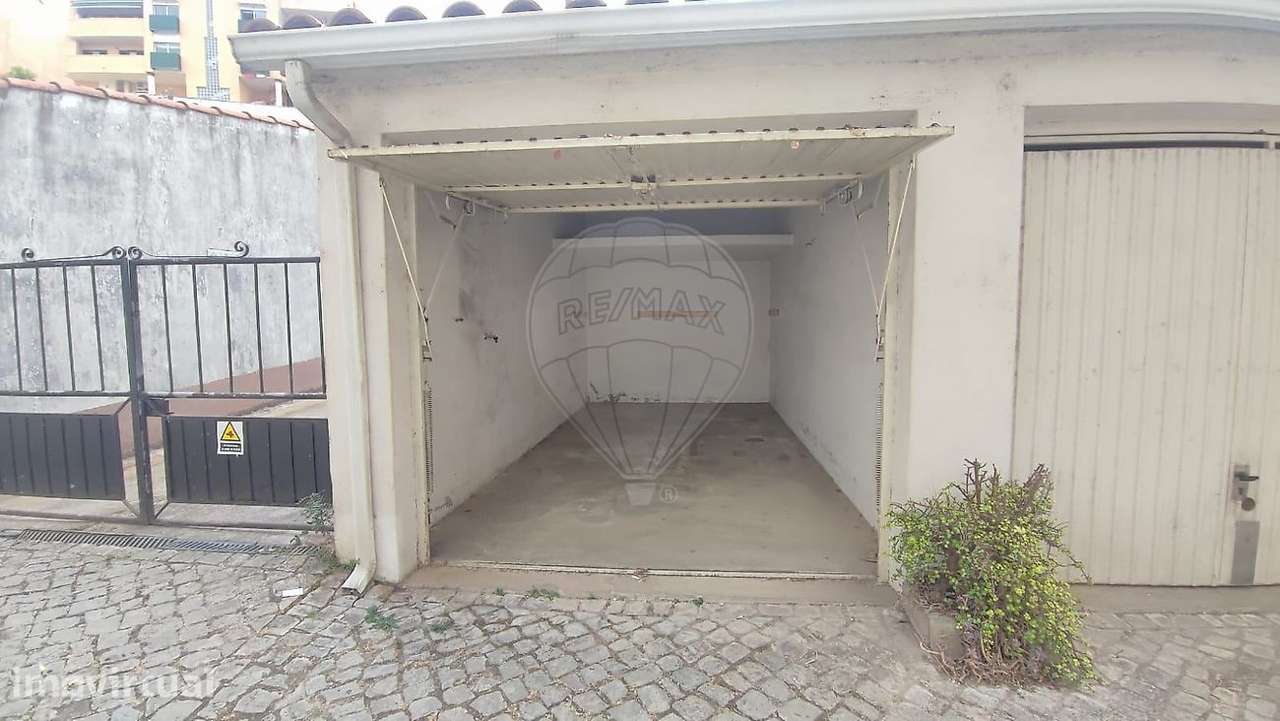 Garagem  para arrendamento - Grande imagem: 2/6