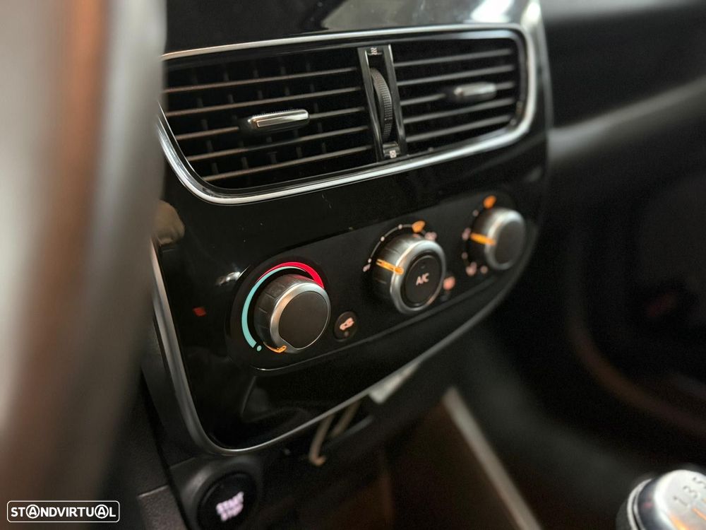 Renault Clio 0.9 TCe Limited Edition - 18