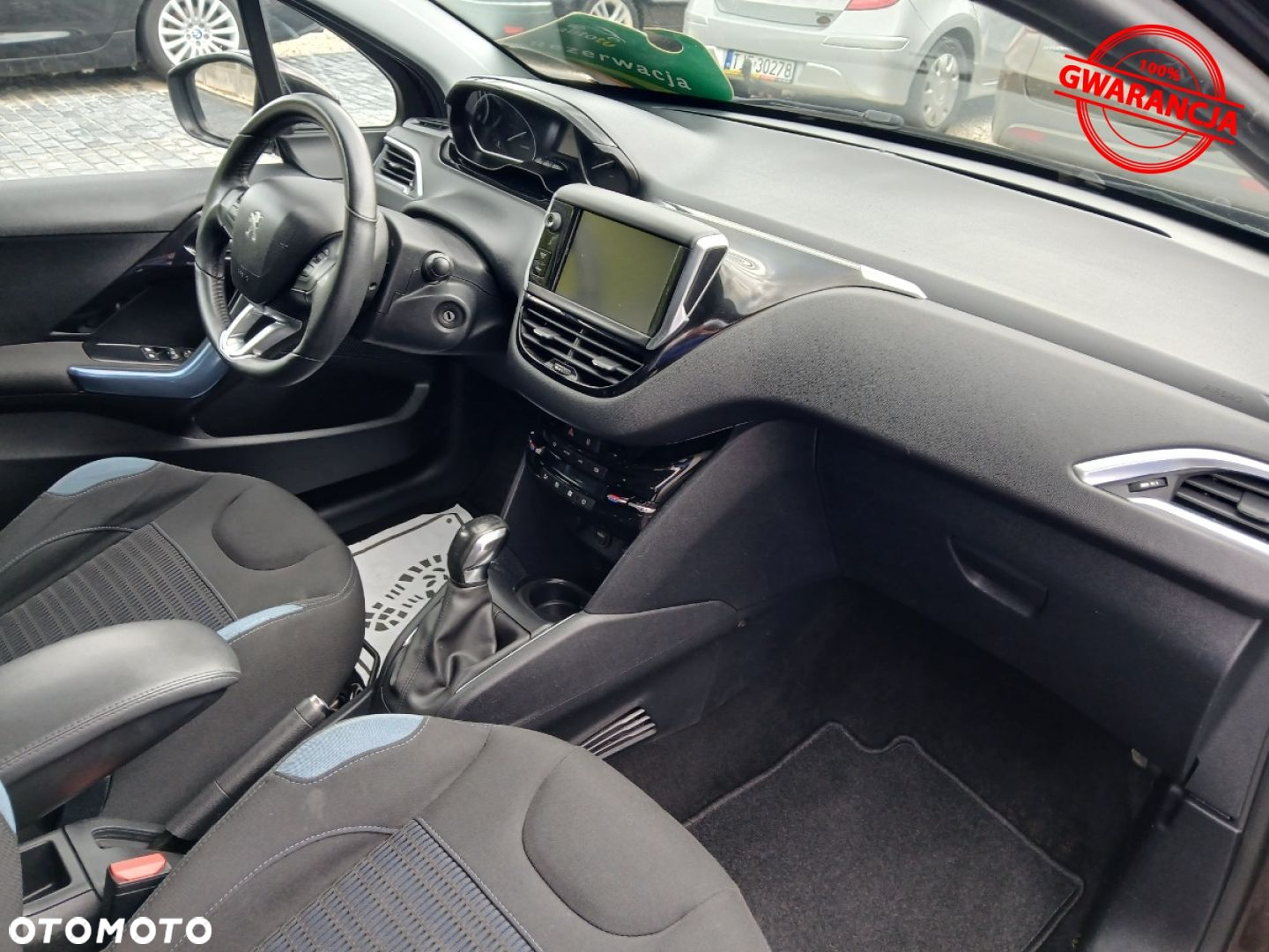 Peugeot 208 - 27