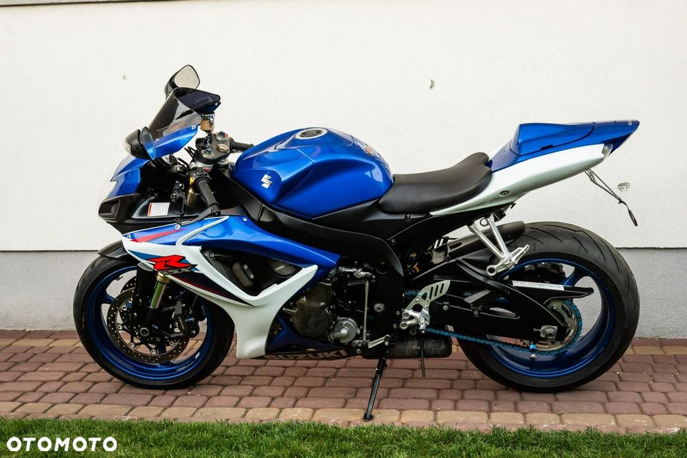 Suzuki GSX-R - 10