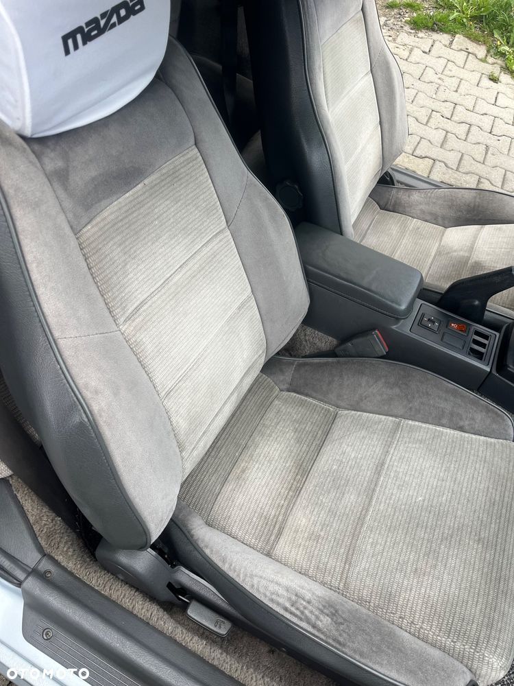 Mazda RX-7 - 12