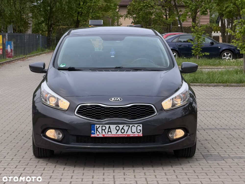 Kia Ceed 1.4 CVVT Attract plus - 34
