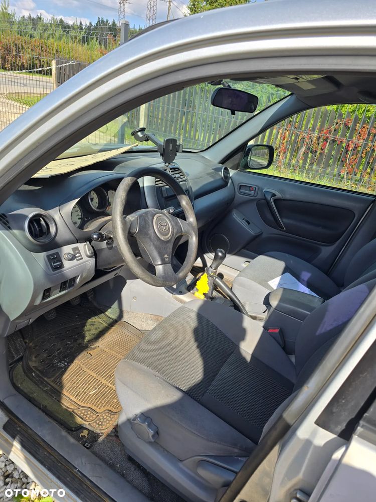 Toyota RAV4 2.0 D-4D 4x4 - 3