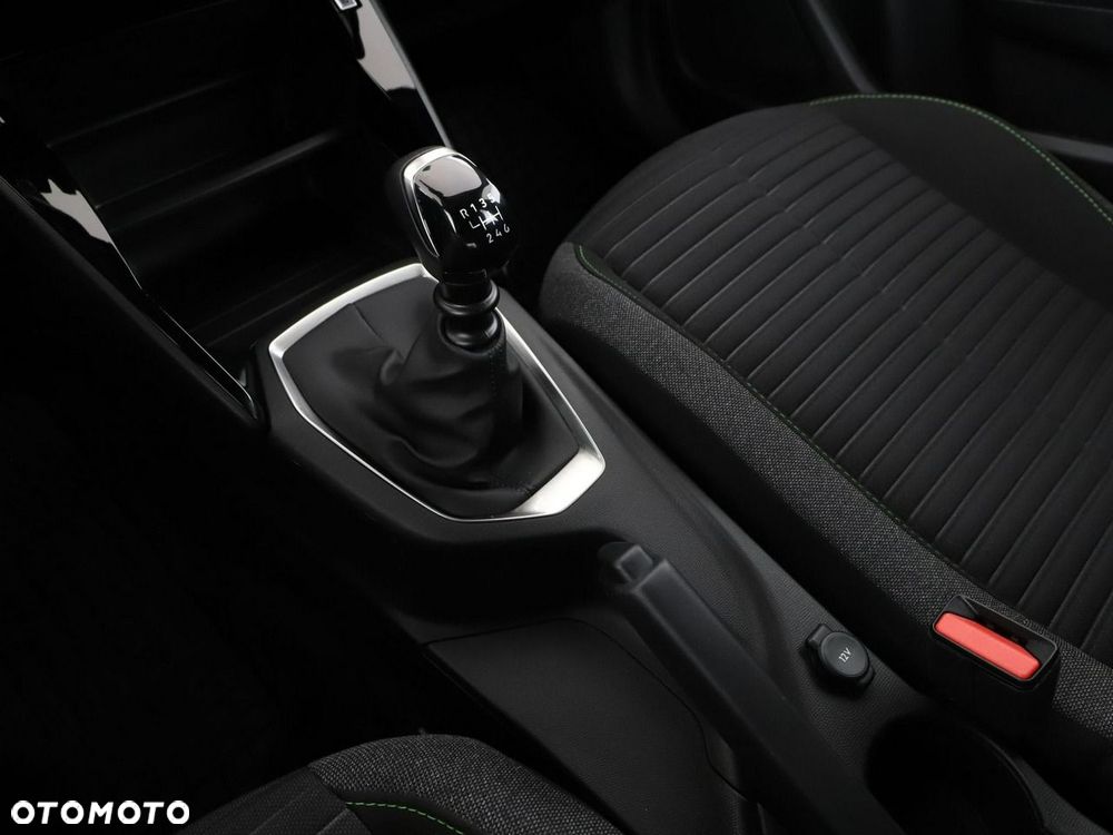 Peugeot 2008 PureTech 100 Active - 32