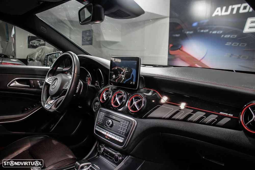 Mercedes-Benz CLA 45 AMG Shooting Brake 4-Matic - 30
