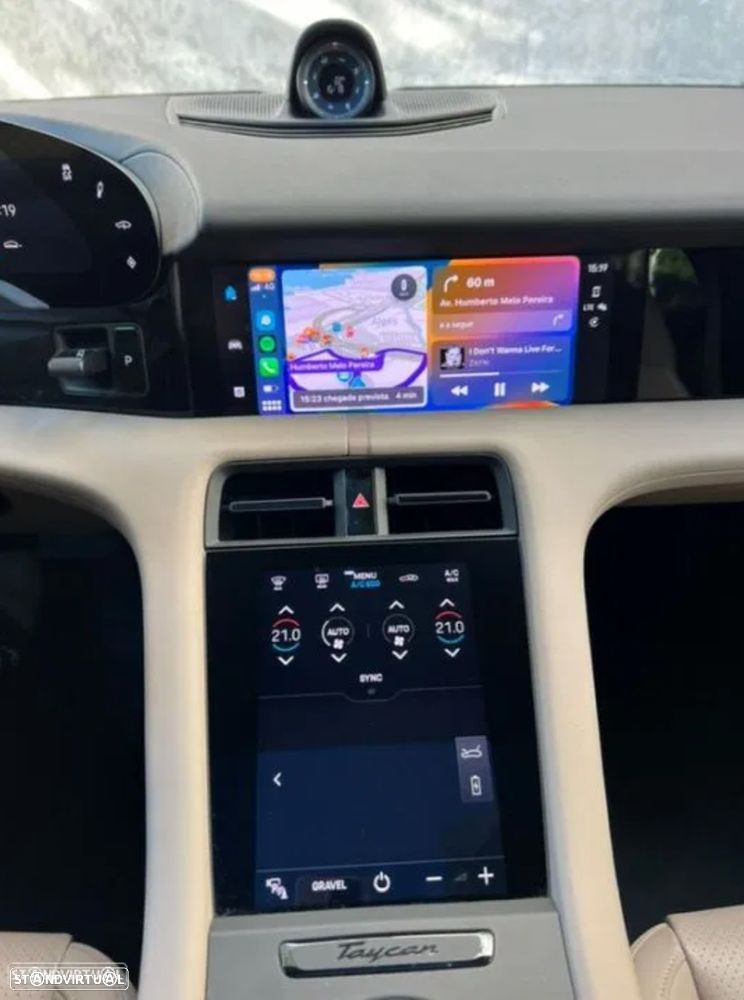 Porsche Taycan Cross Turismo 4 - 26