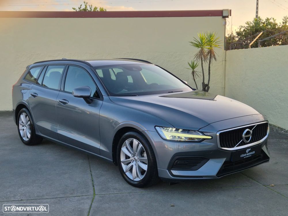 Volvo V60 2.0 D3 Momentum Plus - 9