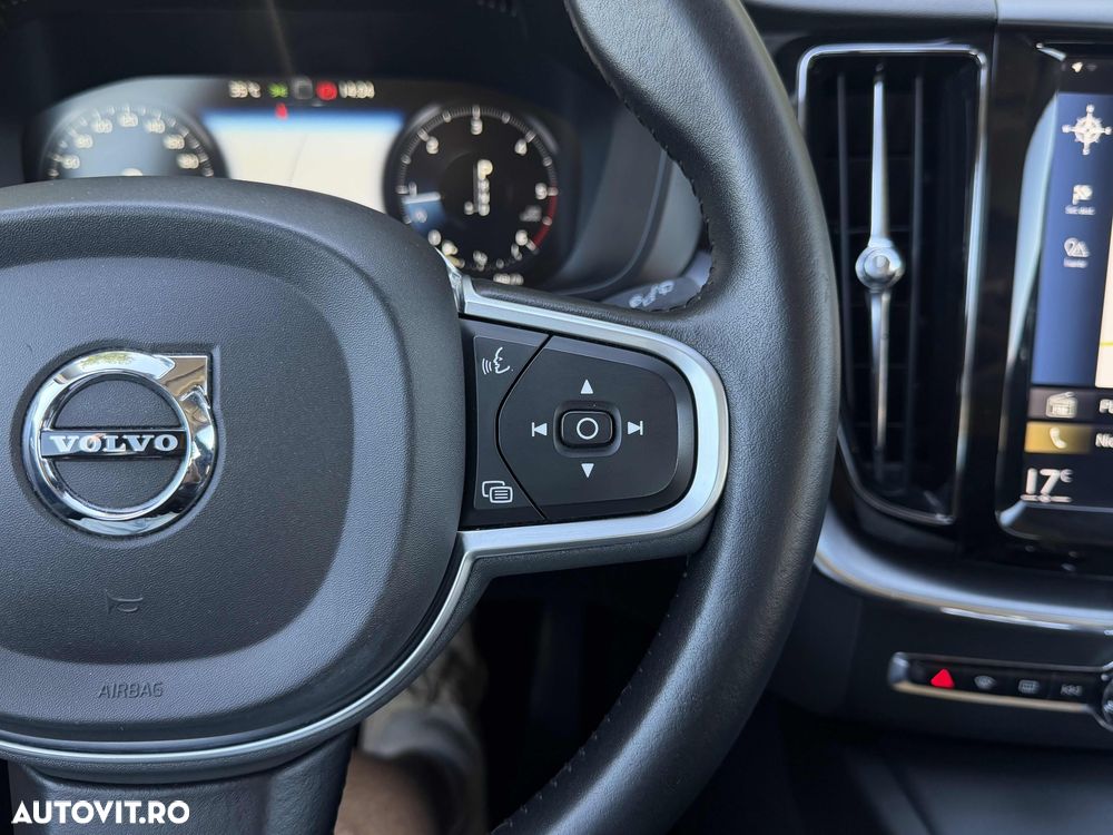 Volvo XC 60 D4 Geartronic Momentum Pro - 24