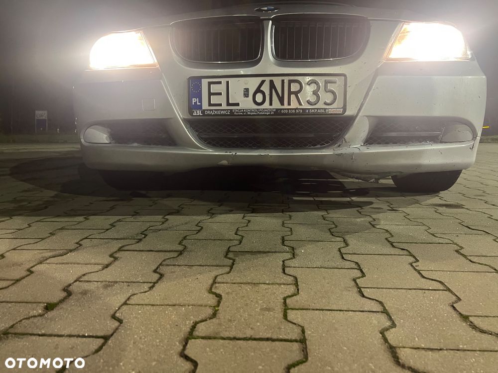 BMW Seria 3 318i - 10