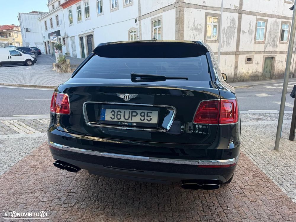 Bentley Bentayga V8 - 8