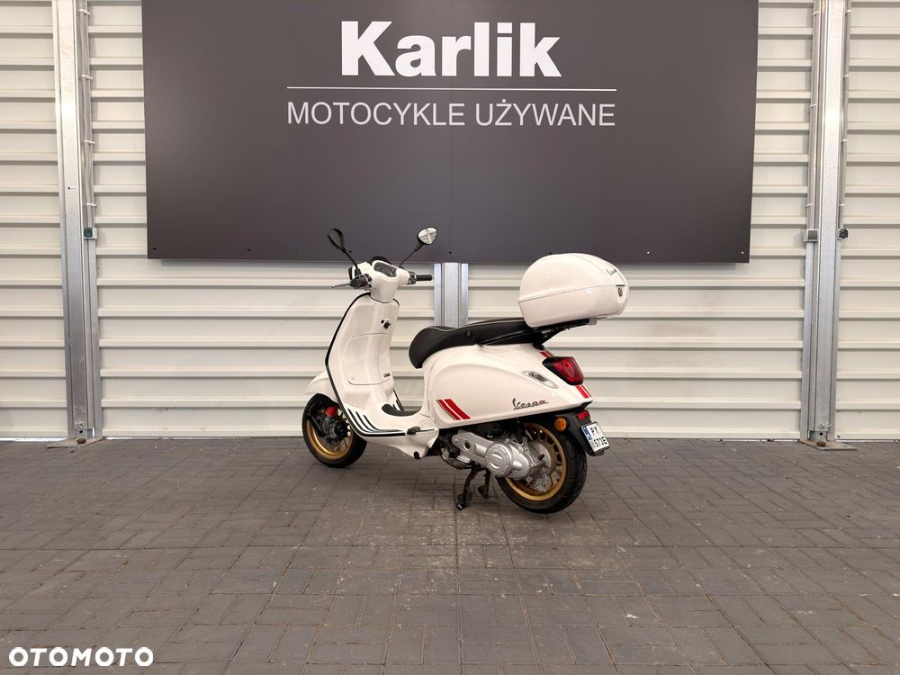 Piaggio Vespa - 4