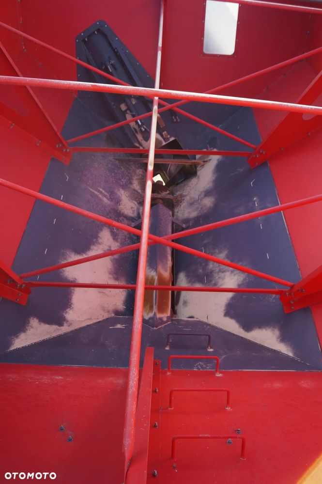 PERARD Przyczepa Wóz Przeładowczy X-Flow 28  34m3 - 16