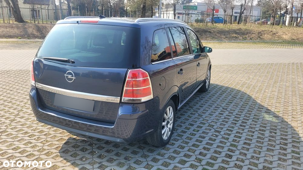 Opel Zafira 1.9 CDTI Cosmo - 15