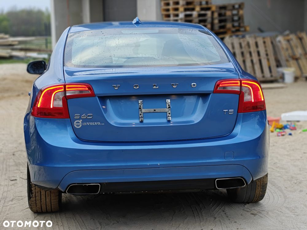 Volvo S60 2.5 T5 - 3