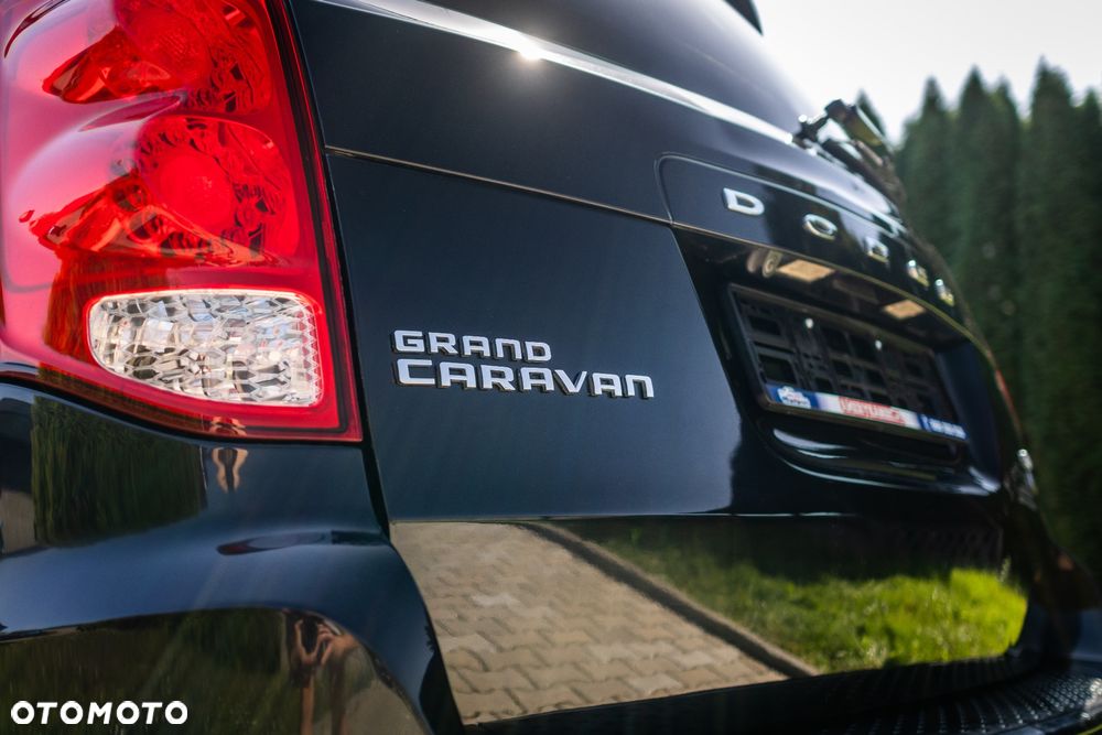 Dodge Grand Caravan 3.6 R/T - 20