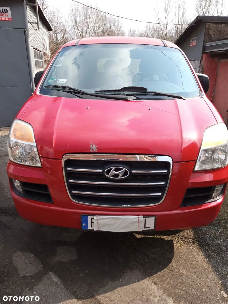 Hyundai HYUNDAI H-1 - 2