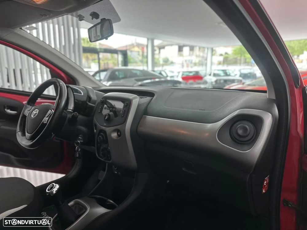 Toyota Aygo - 14