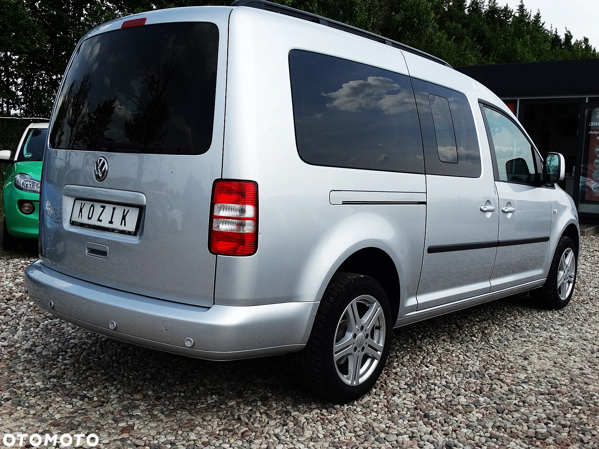 Volkswagen Caddy 1.6 TDI Comfortline - 11