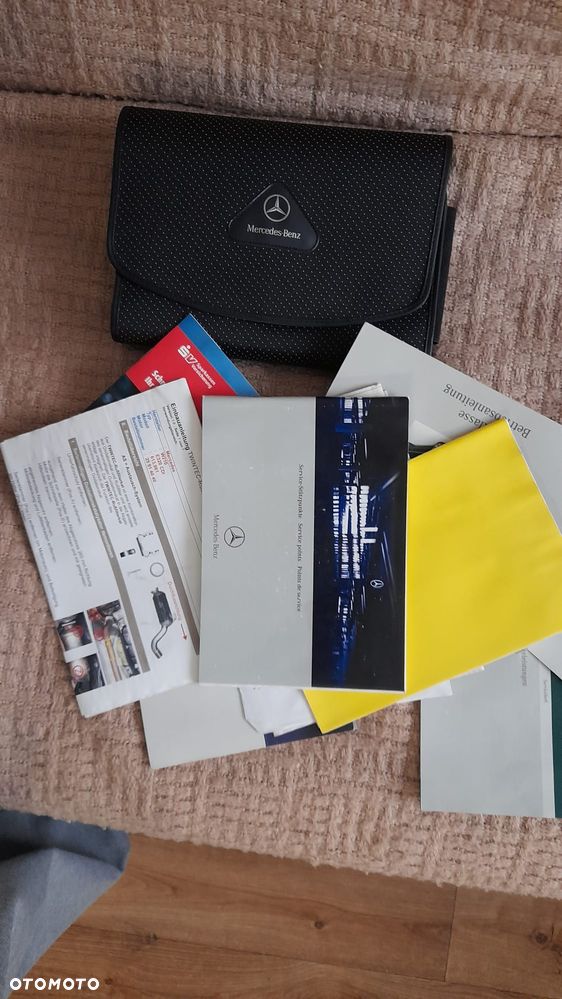 Mercedes-Benz Klasa E - 27