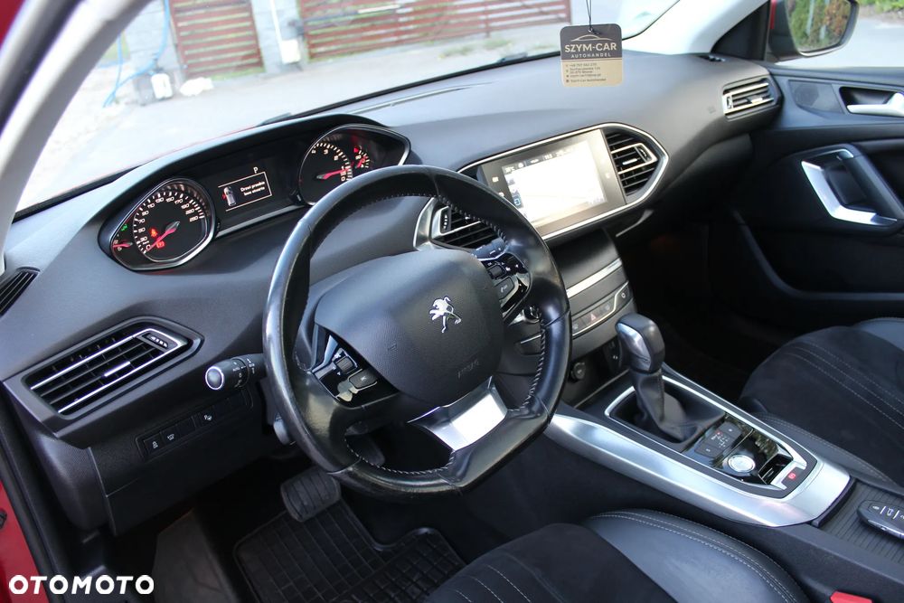 Peugeot 308 1.2 PureTech Allure S&S - 14