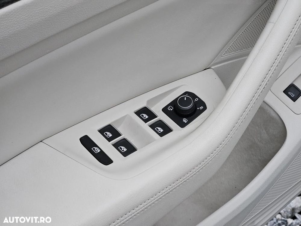 Volkswagen Passat Alltrack - 26