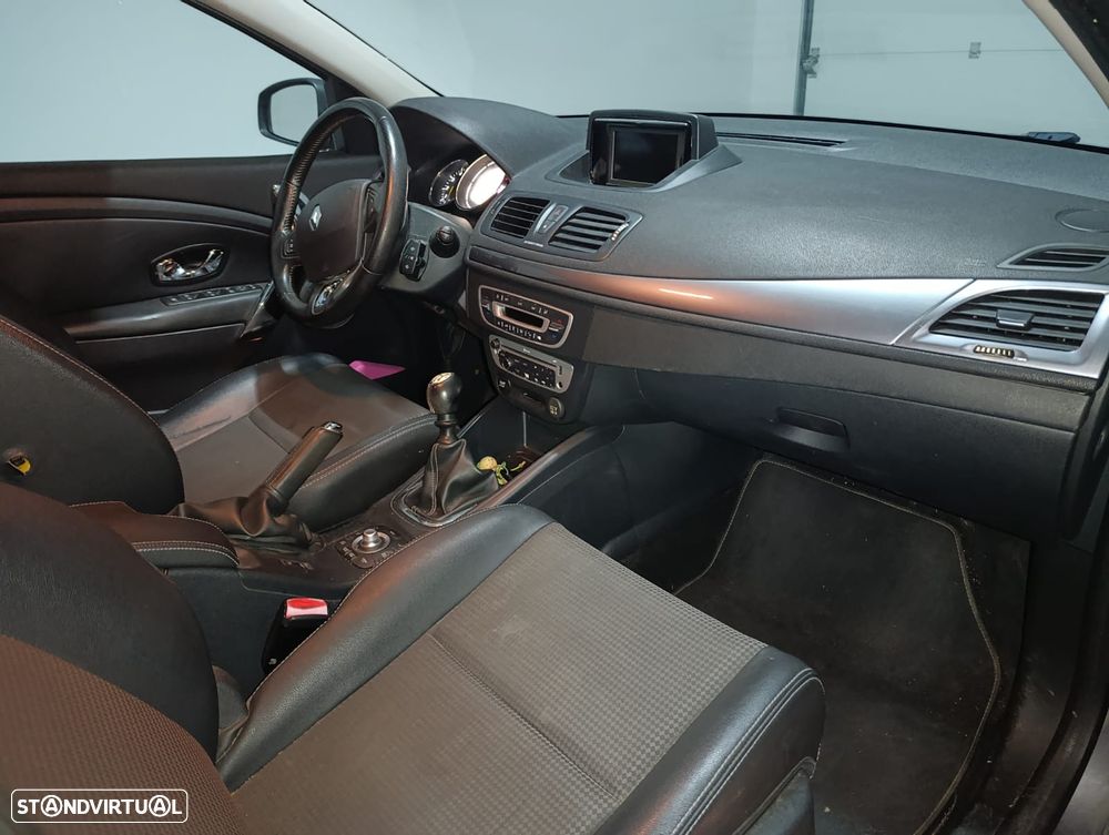 Renault Mégane 1.5 dCi Dynamique - 6