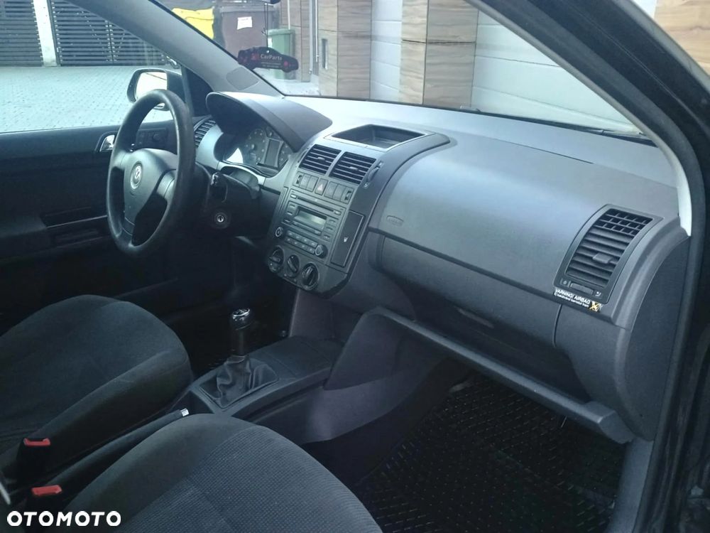 Volkswagen Polo - 6