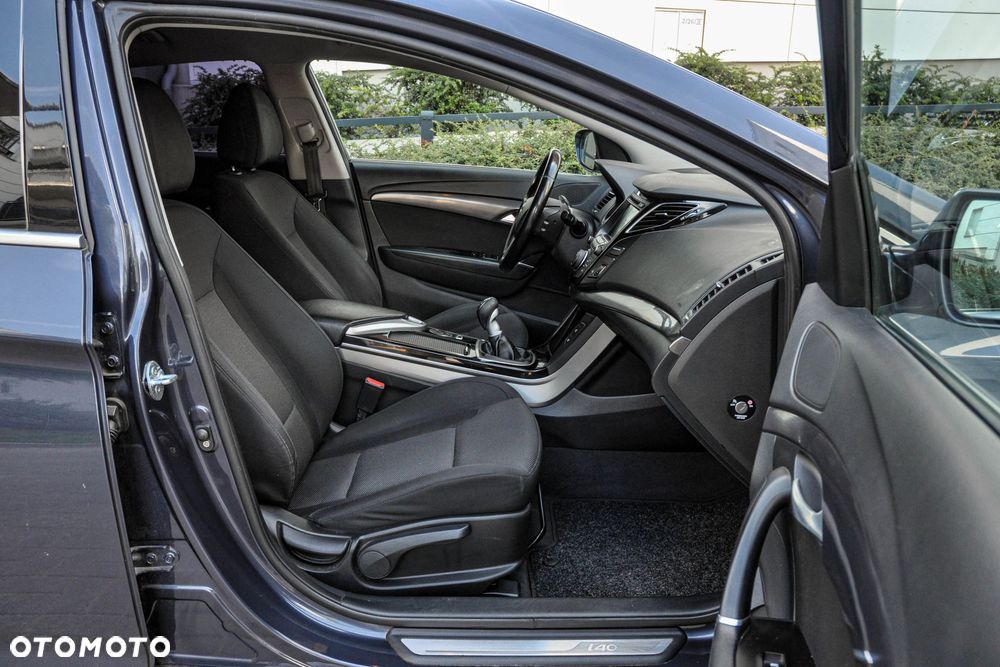 Hyundai i40 - 11