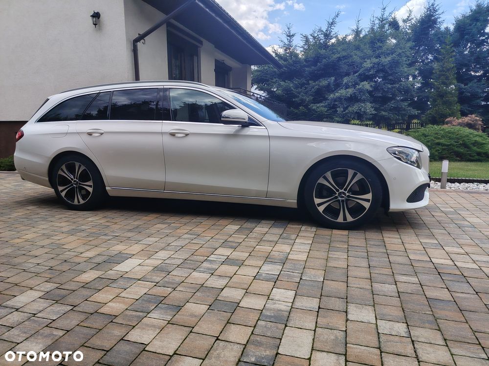 Mercedes-Benz Klāsa E