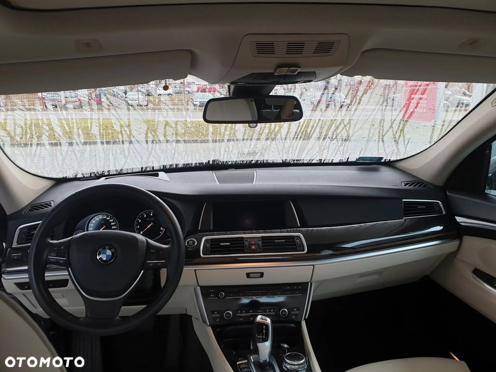 BMW 5GT 550i Luxury Line - 9