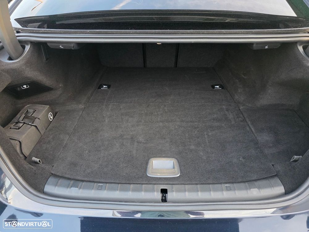 BMW 530 e iPerformance Pack M - 24