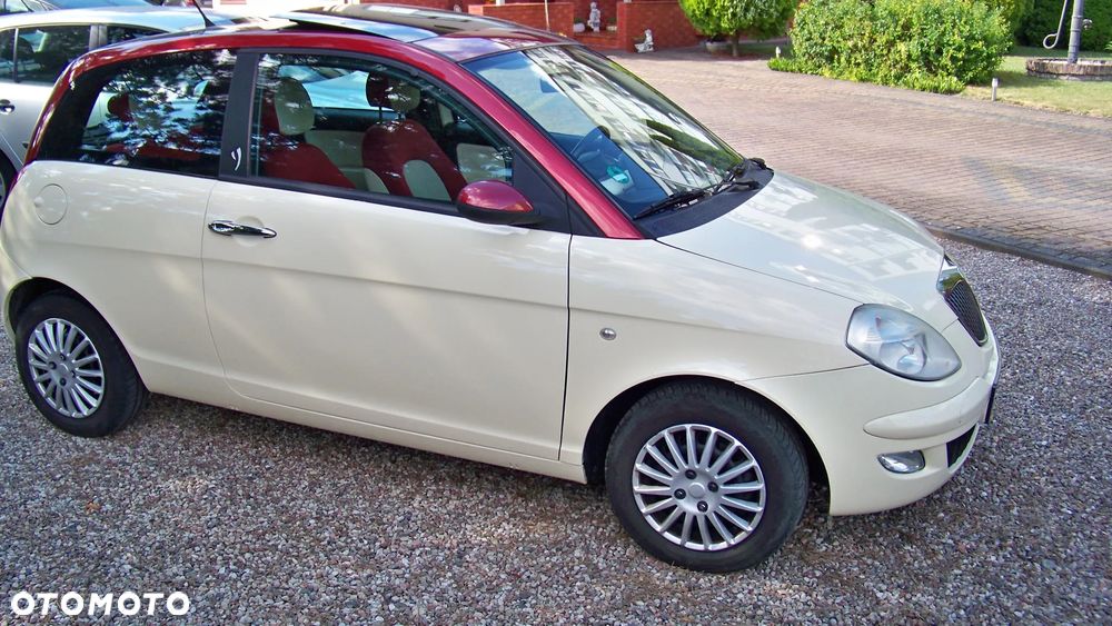 Lancia Ypsilon 1.2 16v Class - 2