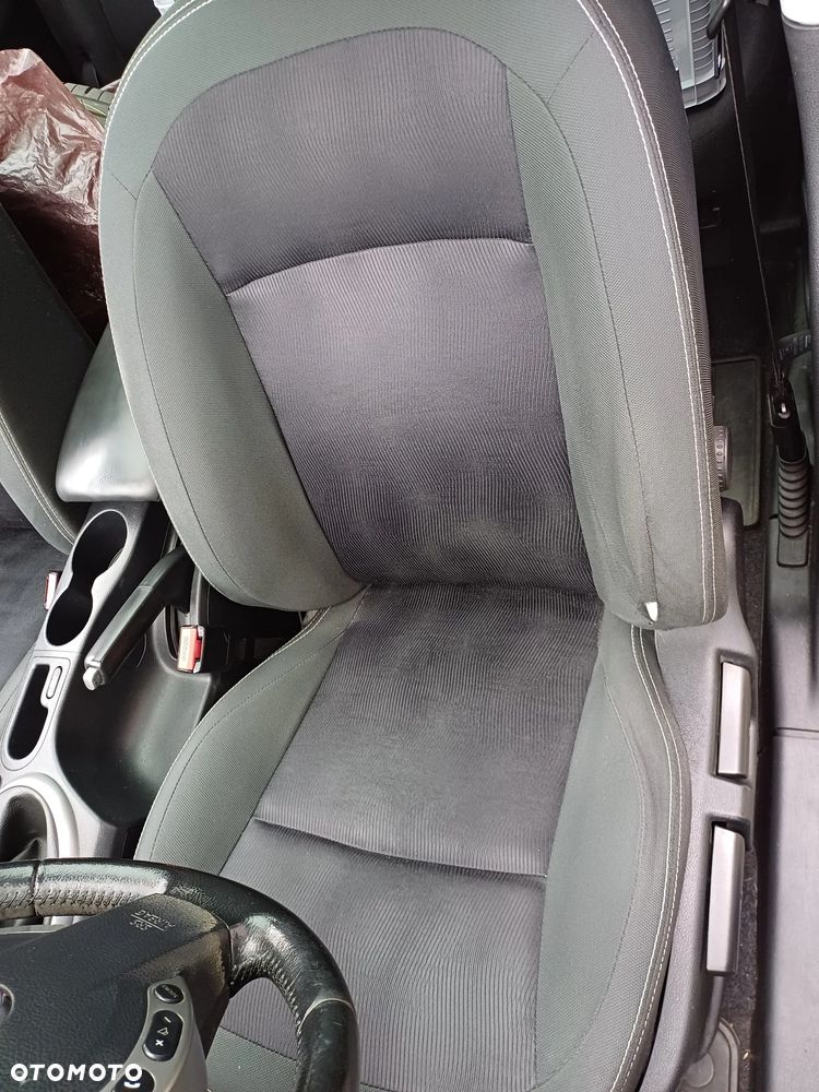 Nissan Qashqai+2 2.0 360 - 14