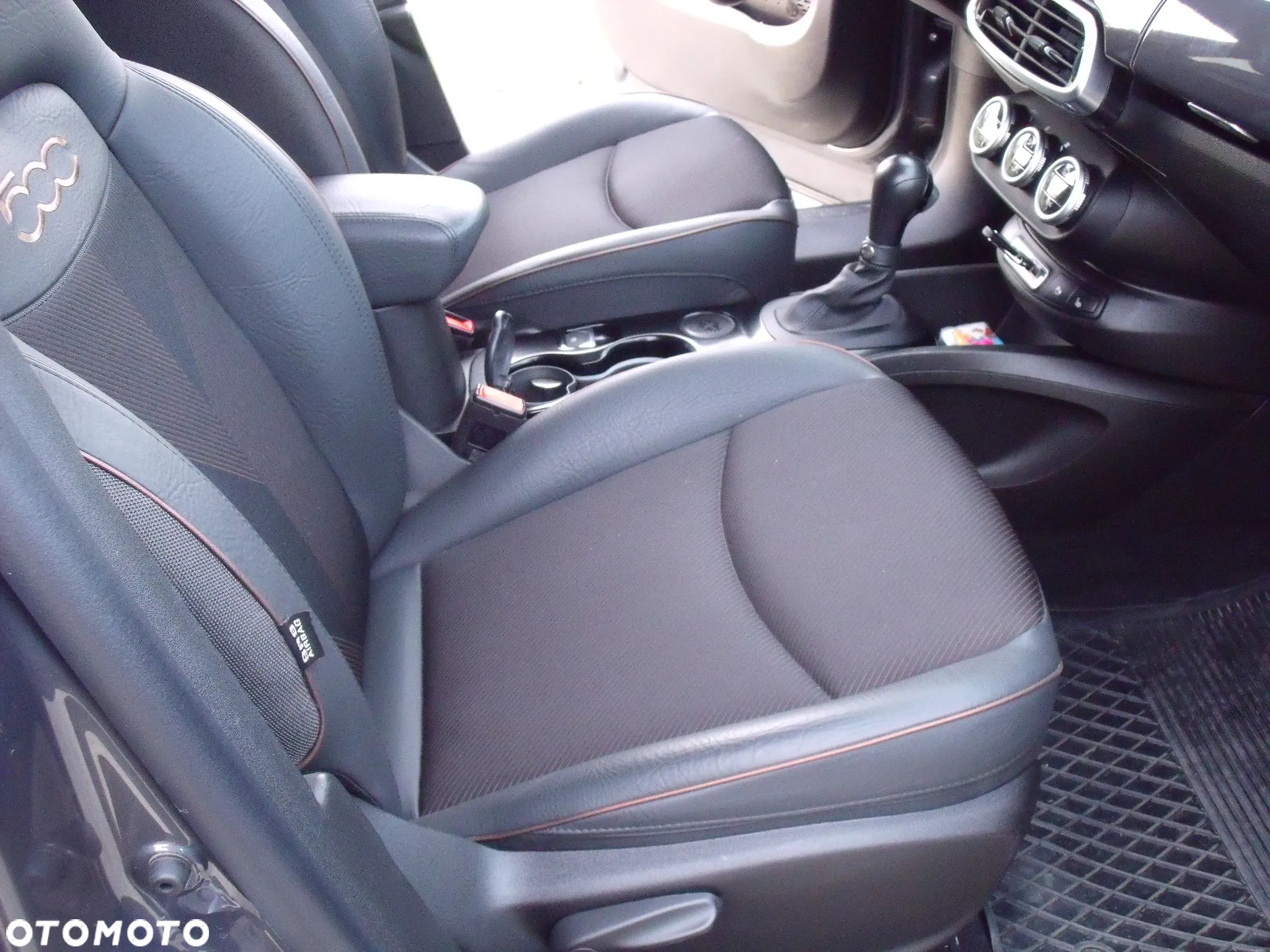 Fiat 500X 1.3 FireFly Turbo DCT 4x2 S&S Dolcevita Launch Edition - 19