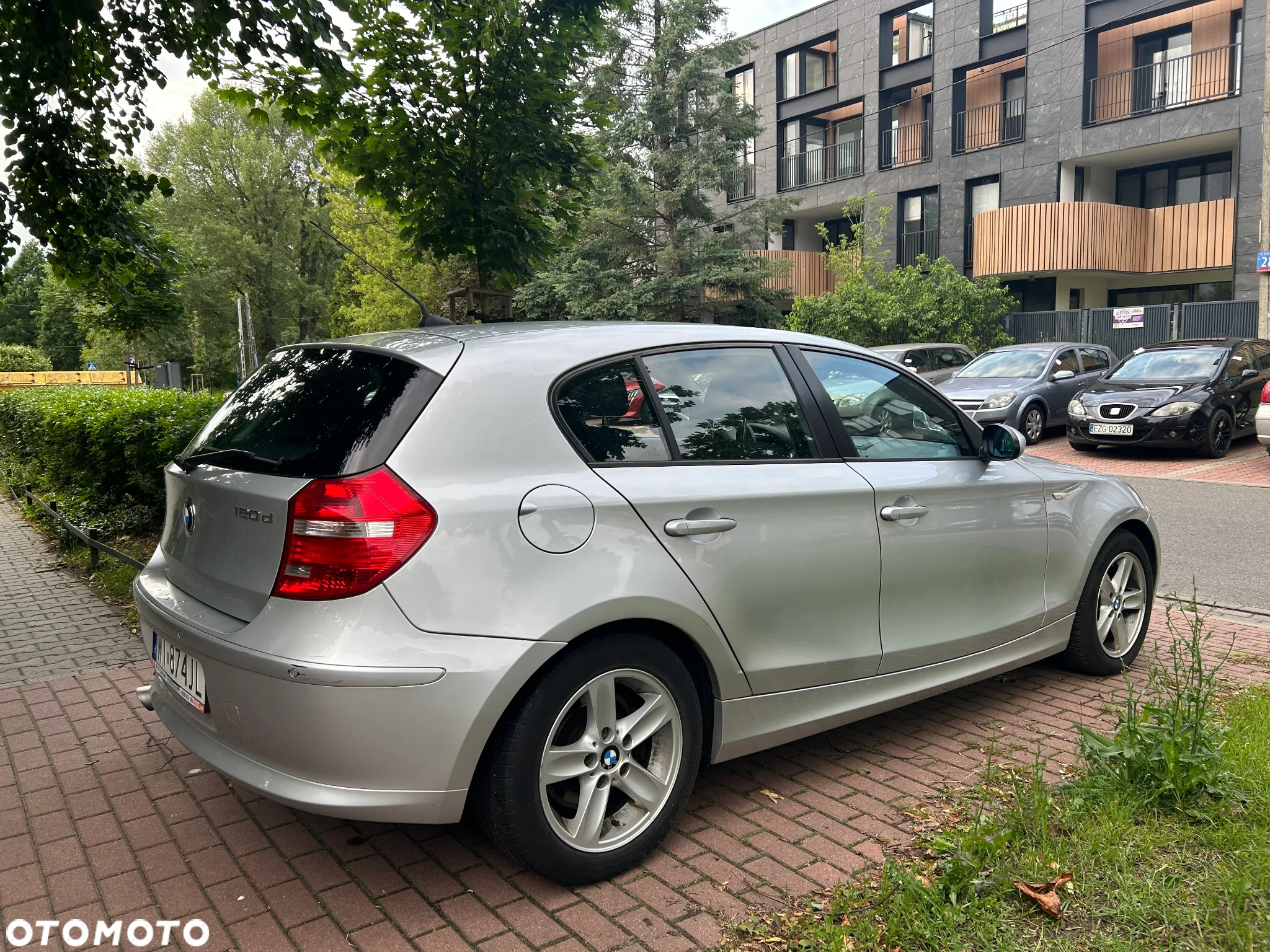 BMW Seria 1 120d DPF - 4
