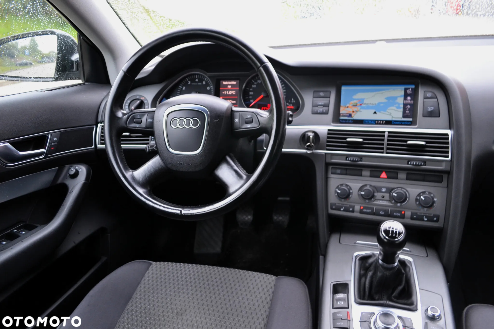 Audi A6 Avant 2.4 quattro - 9