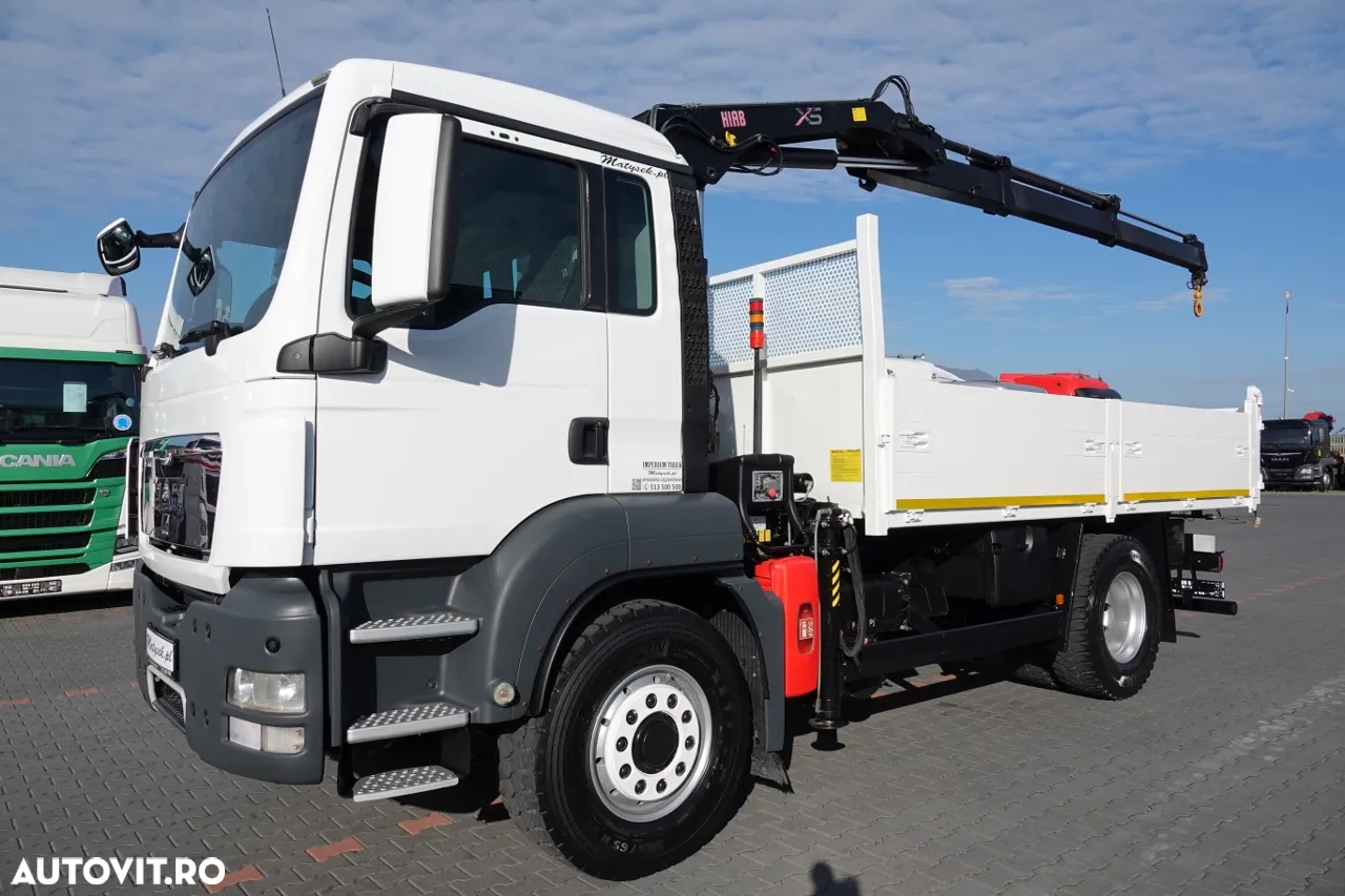 MAN TGS 18.400 / 4x4 / BASCULANTE - 4,7 M + HDS HIAB 111 inaltime: 7,4 m / MANUAL / PALET / RADIO CONTROL - 4