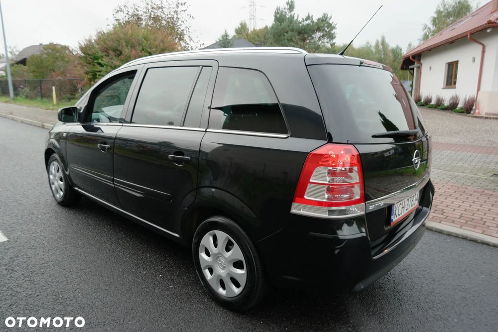 Opel Zafira - 7