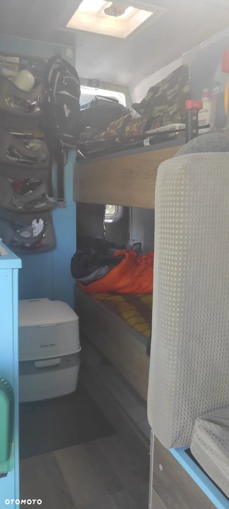 Mercedes-Benz Sprinter 212 D 902.421 - 23