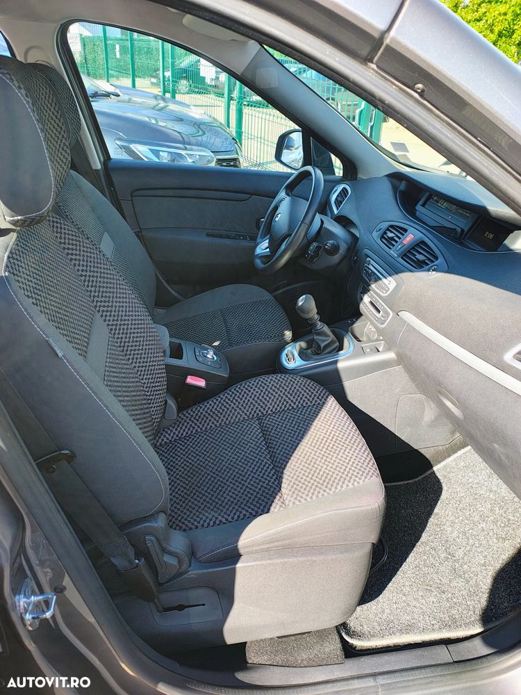 Renault Scenic - 8