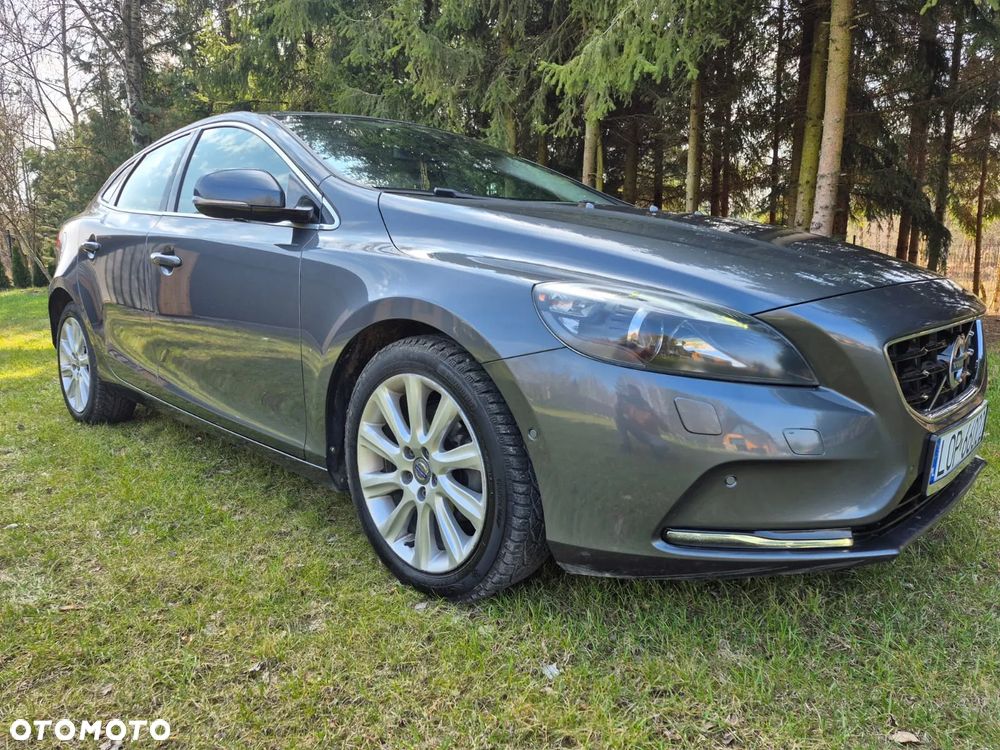 Volvo V40 D2 Summum - 2