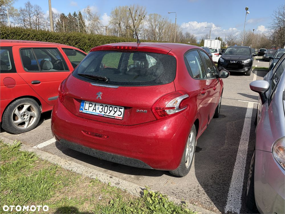 Peugeot 208 PureTech 82 Style - 6