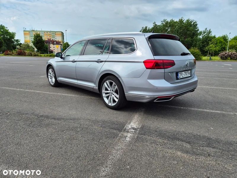 Volkswagen Passat 2.0 TDI Elegance DSG - 7