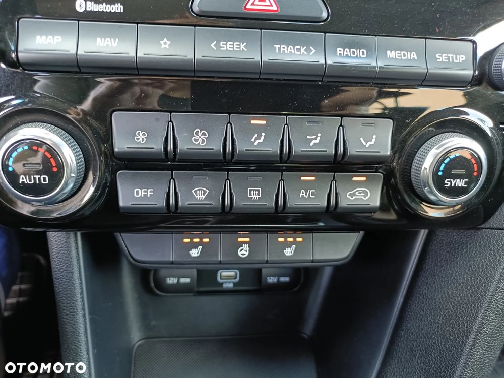 Kia Sportage 1.6 GDI Black Edition 2WD - 21