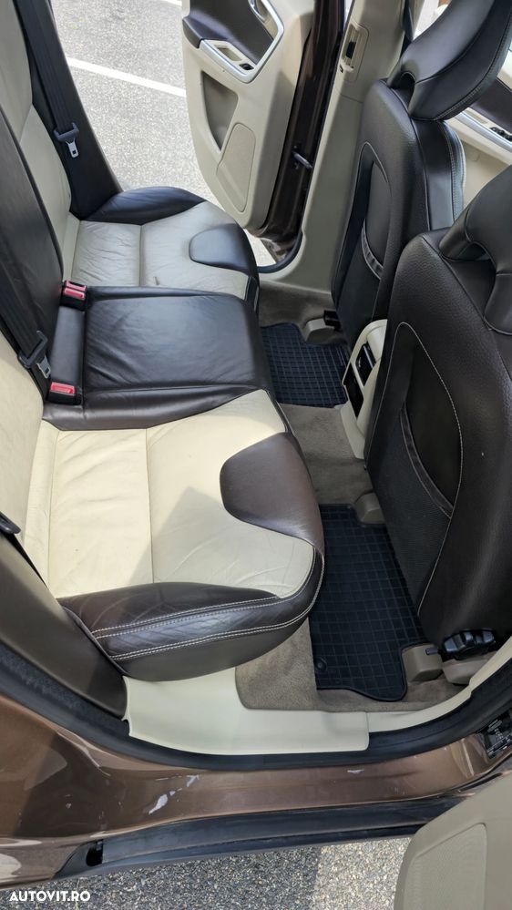 Volvo XC 60 - 11